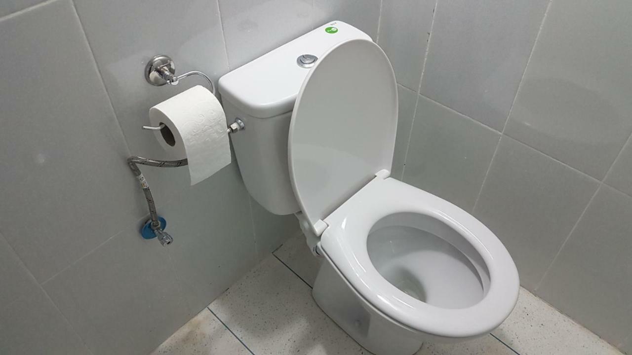 Hotel Nice 06 Миделт Екстериор снимка